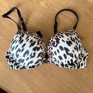 Victoria's Secret Miraculous Push-Up Plunge Bra 34A